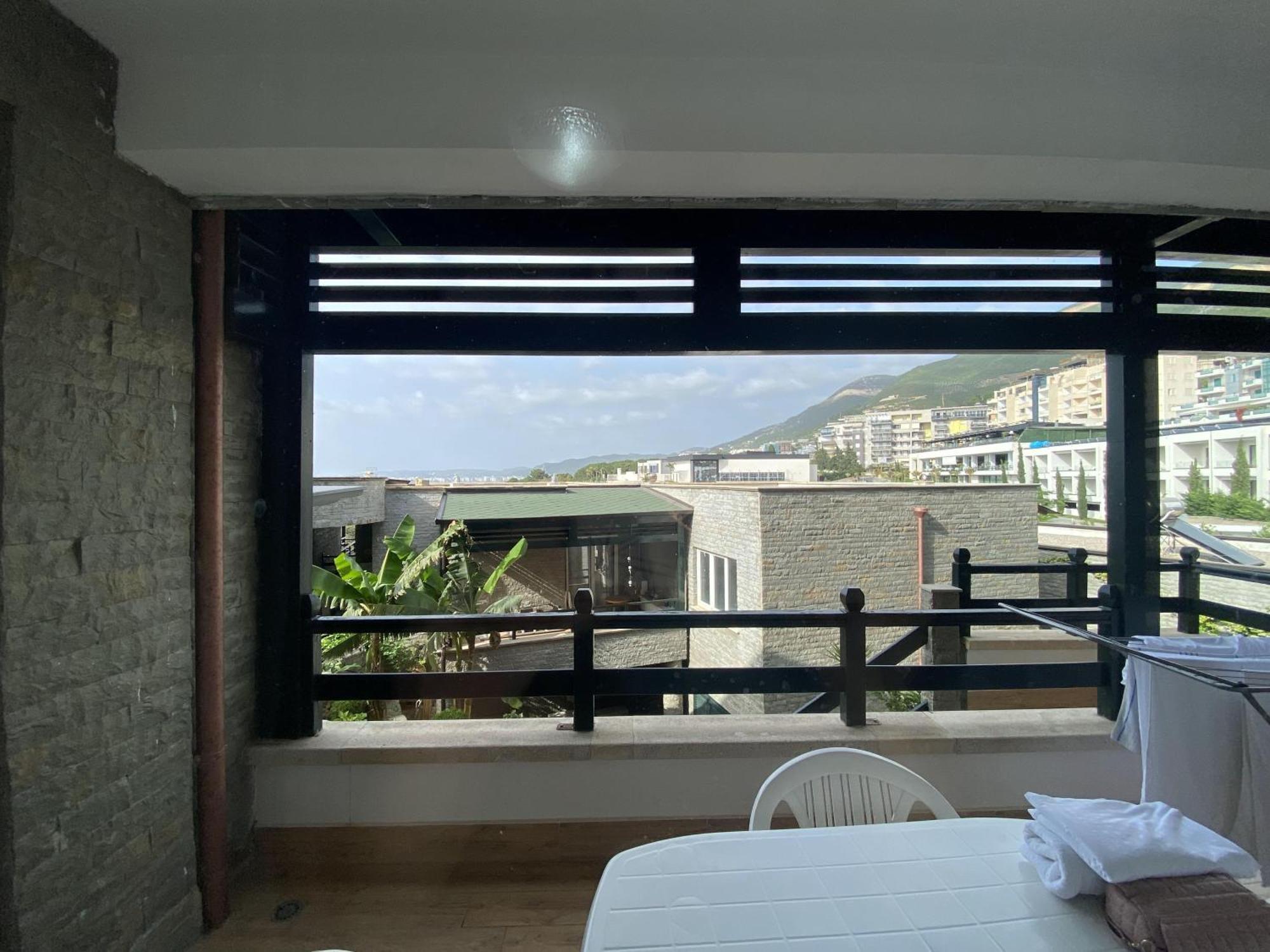 Apartment Aquamarine 1, Vlorë